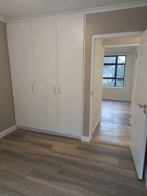 To Let 2 Bedroom Property for Rent in Somerset West Western Cape